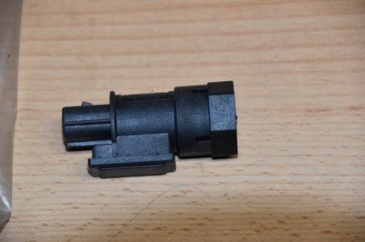 SPEED SENSOR FITS HONDA ACCORD VI CIVIC VI KIA MAGENTIS I PREGIO LAND ROVER