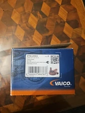 Engine Crankcase Vent Valve-GLS VAICO V10-2593