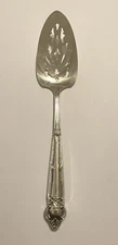VTG NATIONAL SILVER CO“MARIANNE” STERLING SILVER HANDLE 9.75” PIERCED PIE SERVER