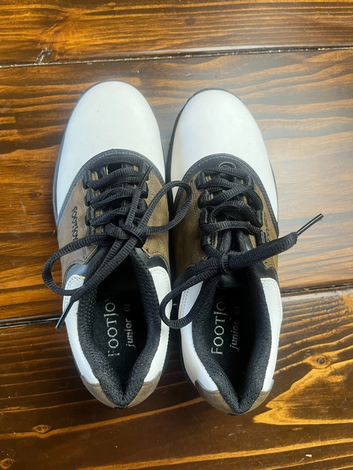 Sapatos FootJoy, Júnior Tamanho Médio, Branco Marrom Preto, Sapatos de Golfe, Cadarço - Imagem 2 de 4