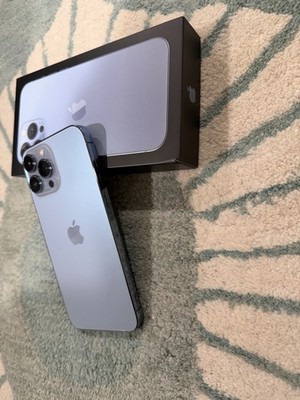 Apple iPhone 13 Pro Max 256GB   Unlocked   Sierra Blue