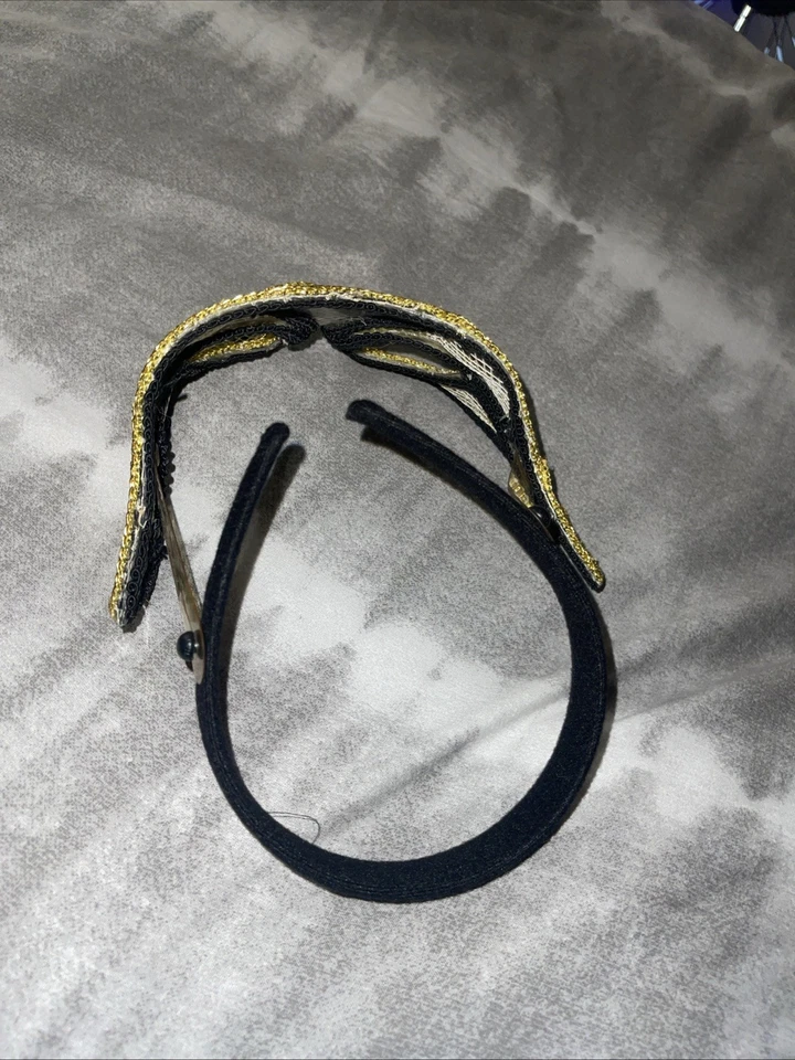 Máscara veneciana dorada con red para mujer Novedades Foto 2 de 4