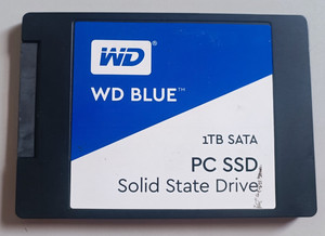Western Digital 1 TB SATA SSD 2,5" Blue WDS100T1B0A