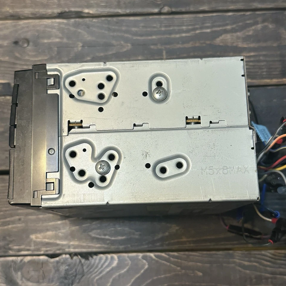 JVC CD Receiver Model No KW-R500 - Image 3 of 4