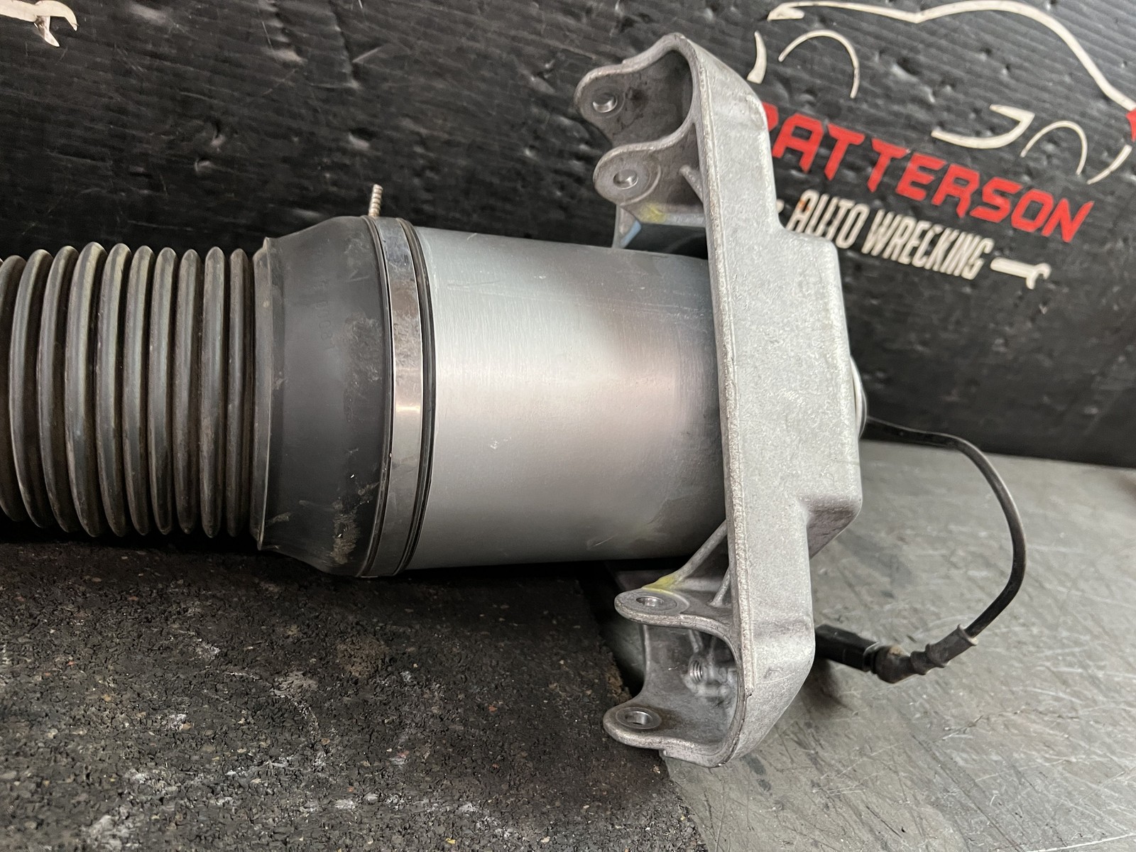 03-12 BENTLEY CONTINENTAL FRONT DRIVER LEFT LH AIR RIDE STRUT SHOCK