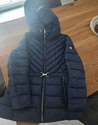 Michael Kors Damen Packable Steppjacke blau