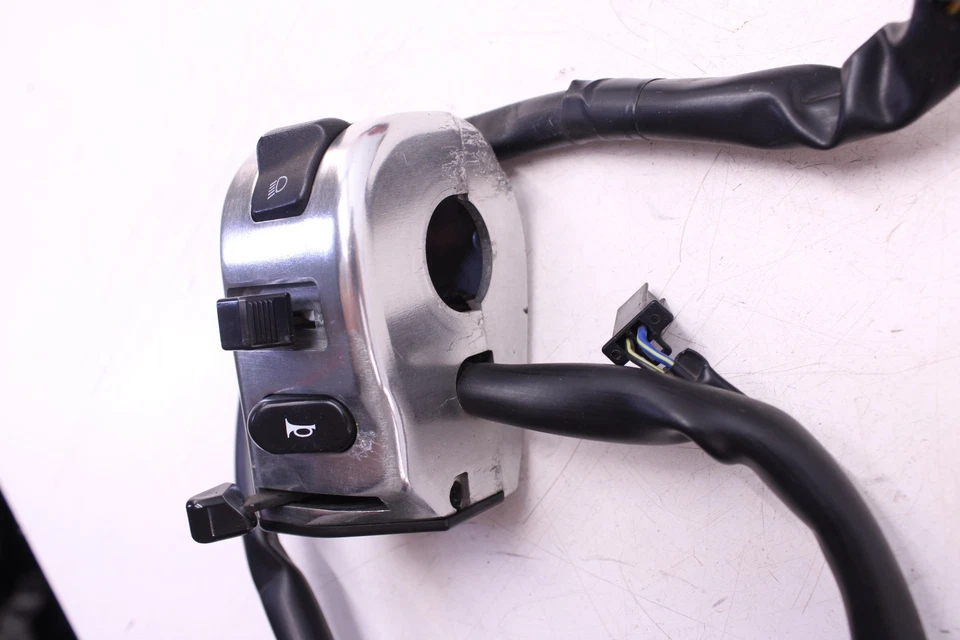 2008 YAMAHA V STAR 1100 CLASSIC LEFT CLIP ON HANDLE HORN SIGNALS SWITCH SWITCHES - Image 3 of 4