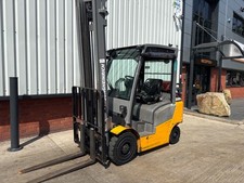 2.0T Jungheinrich LPG Forklift 2017 4500mm Simplex 2000kg Sideshift TFG 320