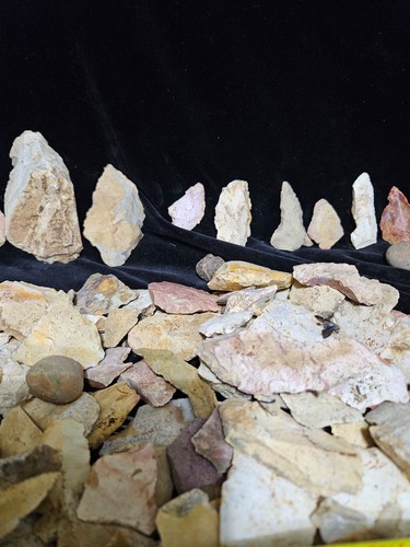 Huge Lot of Flint and Arrowheads Albany Ga (Lot M) - Picture 4 of 5