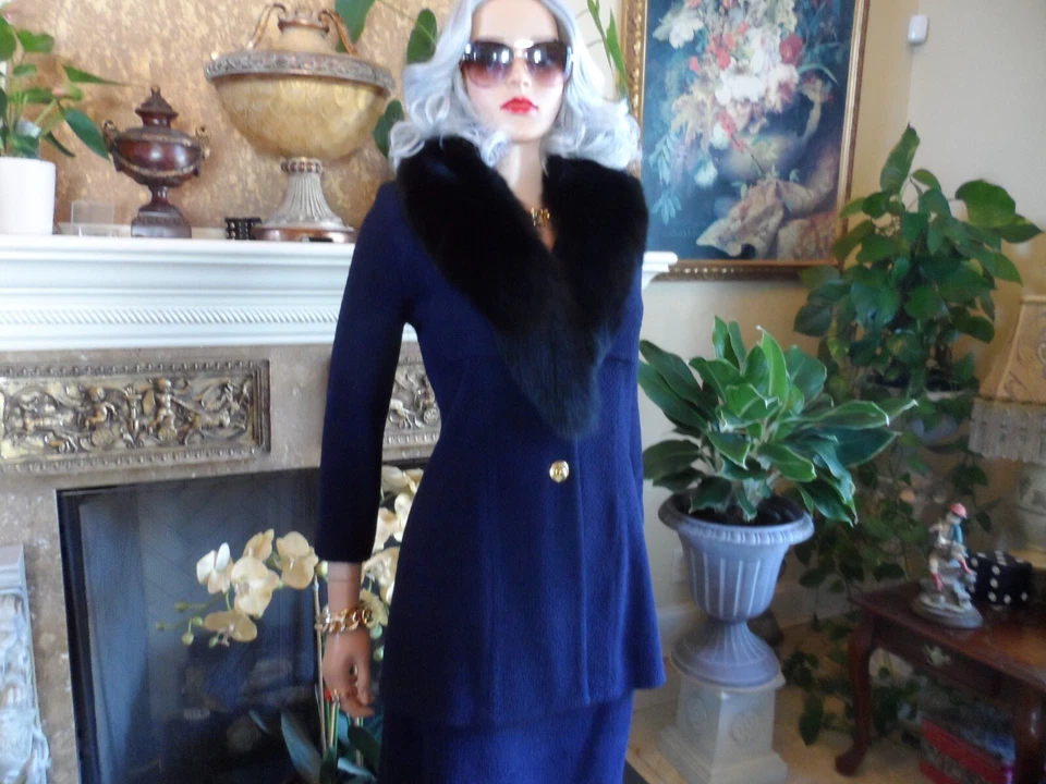 Traje falda punto azul marino St. John con cuello de piel sintética extraíble talla 4/6 Foto 3 de 4