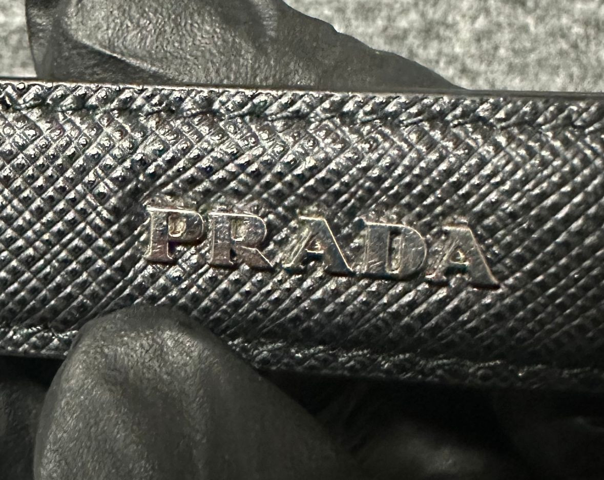 Prada Saffiano Triangle Logo Keyring 57686182 | eBay