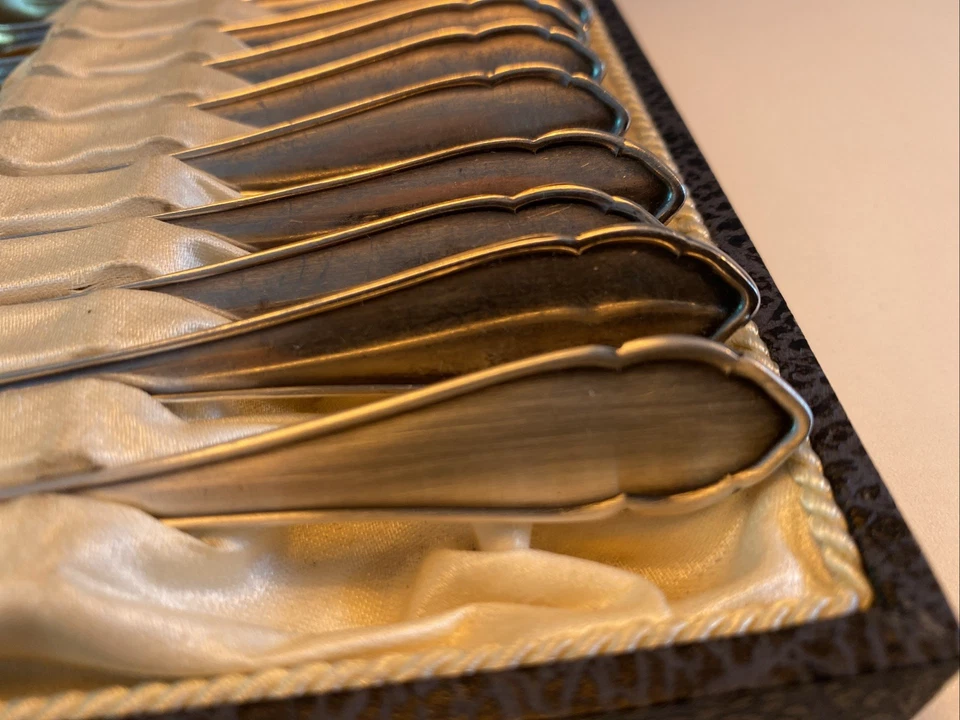 Antike 12 Alte Kuchengabel Im Etui 90 VSF gemarkt - Bild 3 von 4