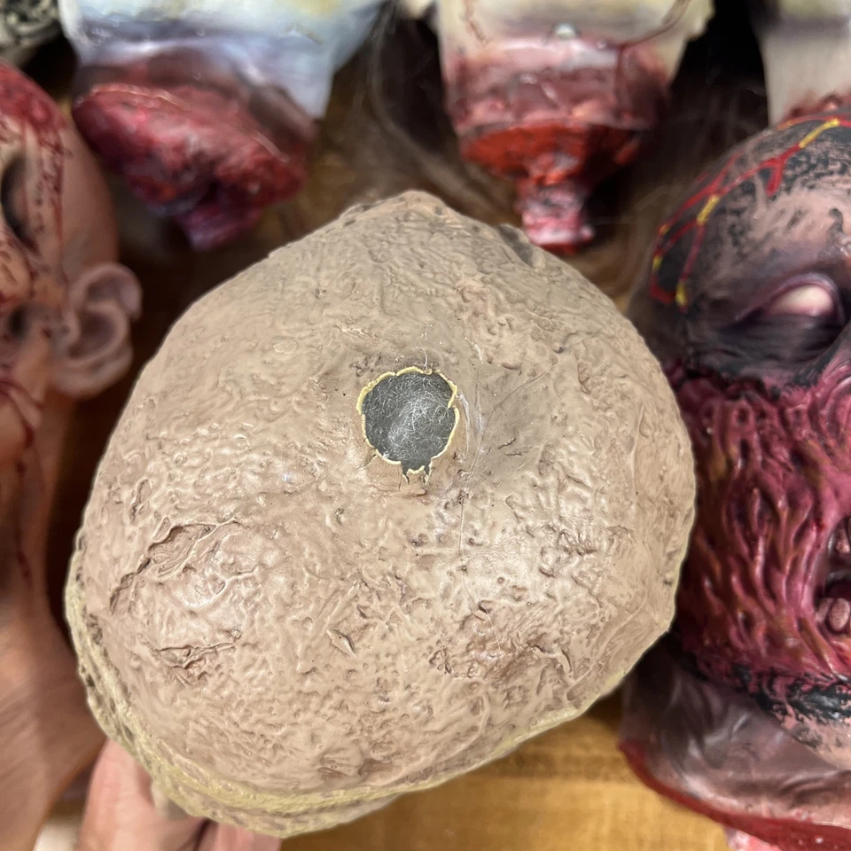 Lot Of 9 Halloween Hanging Severed Heads Gory Bloody Spirit Halloween READ DESC! - Image 3 of 4