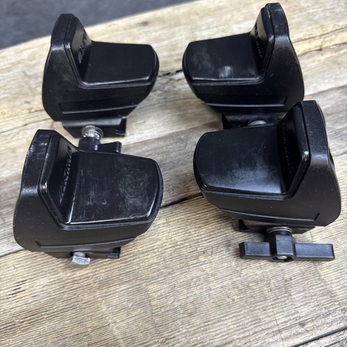 4 YAKIMA Canoe Gunwale Brackets With Hardware