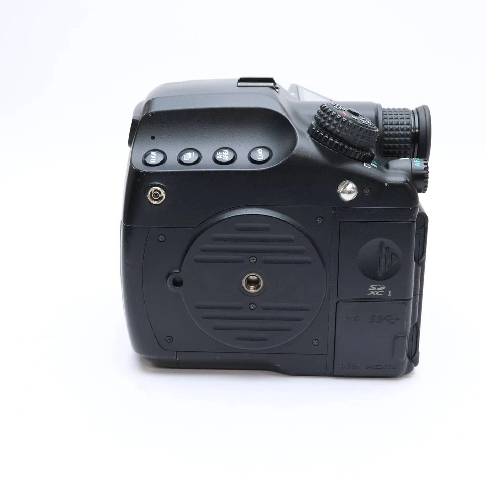 Pentax 645Z Medium Format DSLR Camera Body #203 - Image 2 of 4