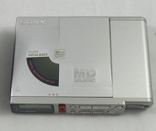 Vintage Sony Portable Minidisc Player/Recorder Made in Japan - Silver MZ-R37/S 
