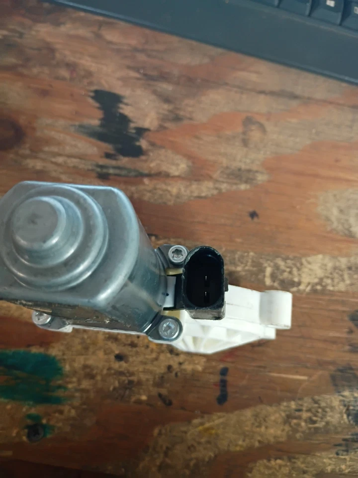 10-19 Ford Explorer Rear Left Side Door Power Window Motor OEM New - Image 3 of 3