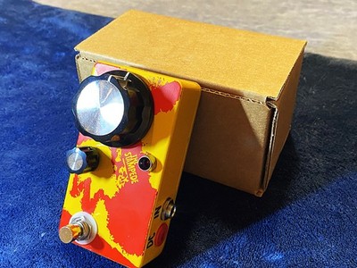 Hungry Robot Stampede - Square-Wave CMOS fuzz - Guitar Effects Pedal - No Longer