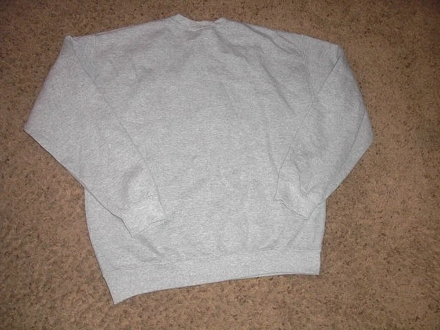 MIAMI OF OHIO Redhawks embroidered gray Sweatshirt men's Medium - Image 4 of 4