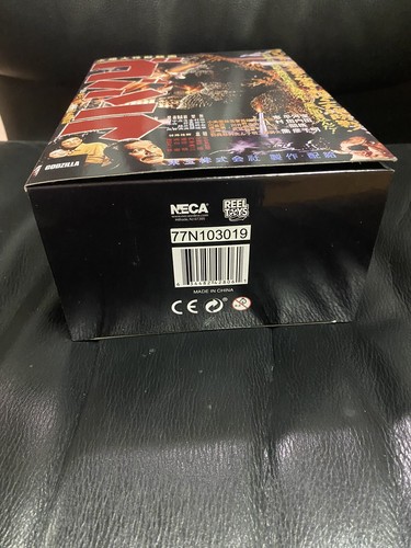 NECA 1954 Locandina Film Bianco e Nero Art Box Ultimate Godzilla 12” Nuova Sigillata - Foto 7 di 8
