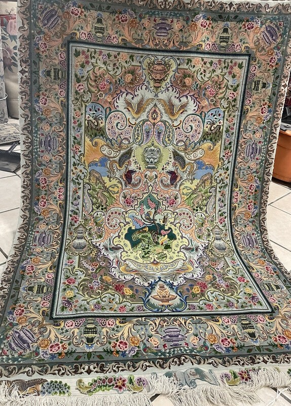 AN ATTRACTIVE COLOR COMBINATION AND DESIGN HAND WOVEN SIGNED TARBIZI RUG 5’ X 7’