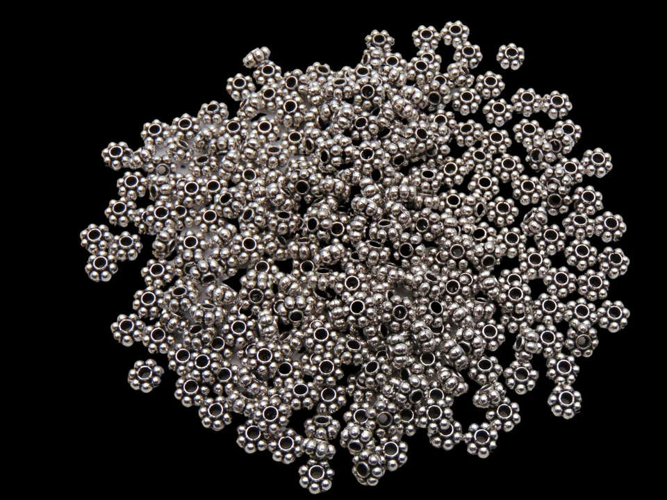 50 Pcs -  5mm Tibetan Silver Daisy Flower Spacer Beads Flowers Jewellery A92 - Image 2 of 2