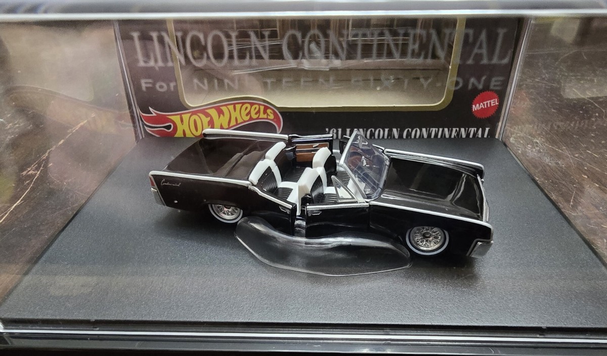 Hot Wheels 2024 RLC Exclusive '61 Lincoln Continental True Black