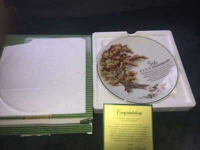 AVON Rep. 5th Anniversary Exclusive: THE GREAT OAK~ 8'' Porcelain Plate + Box