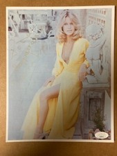 Suzanna Leigh Actress Signed Original 8x10 Lovely Photo with JSA Cert.# Suzanna Leigh Actress Signed Original 8x10 Lovely Photo with JSA Cert.#