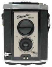 Kodak London Brownie Reflex TLR 127 Film Bakelite Box Camera
