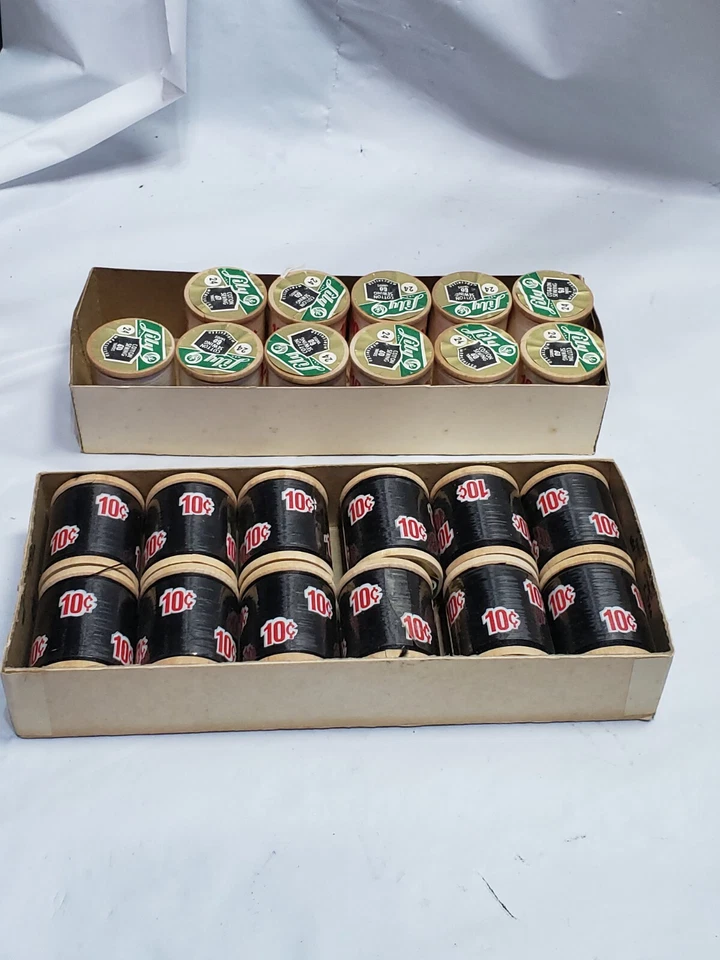 Linha de costura Lily 11 wh/12 bl 1380yds Mercerized Orig Lily Mill Co. Caixas - Imagem 2 de 4