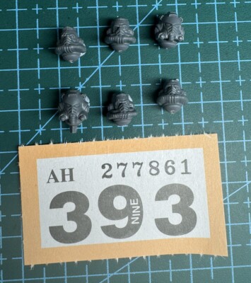6 Space Marine Aggressor Head Helmet Sergeant Character Gravis Heresy 40K Bits