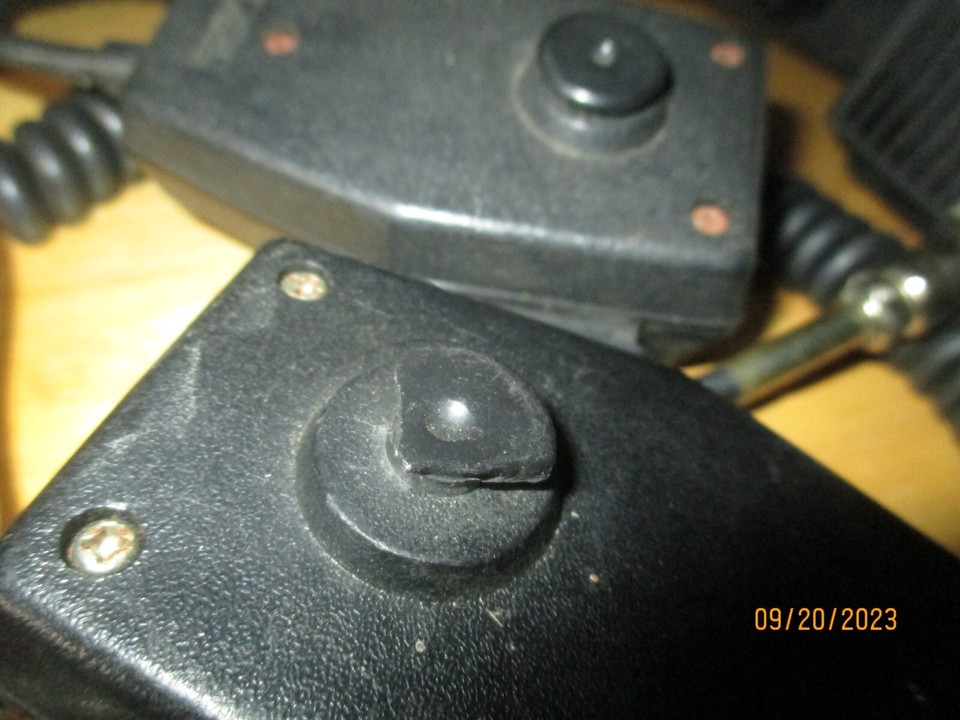 Vintage UNIDEN PC33 CB Radio AM 40 Channel w Uniden Microphone & 2 Cobra Mikes eBay