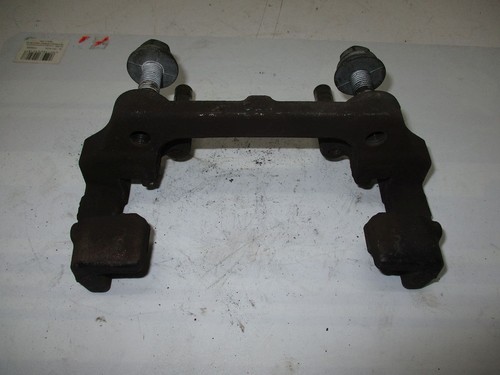 Bremssattelträger links vorn 3411-6850647 BMW 1 (F21) 114I