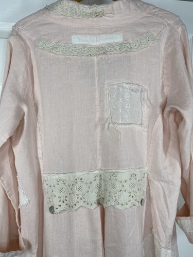 Blusa túnica L de encaje con botones de lino rosa ojales encaje Lagenlook de encaje PAPER LAGENLOOK - Imagen 7 de 16