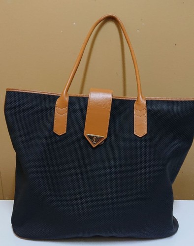 Yves Saint Laurent Tote Bag with Pouch Black Used Large Capacity Bag Japan