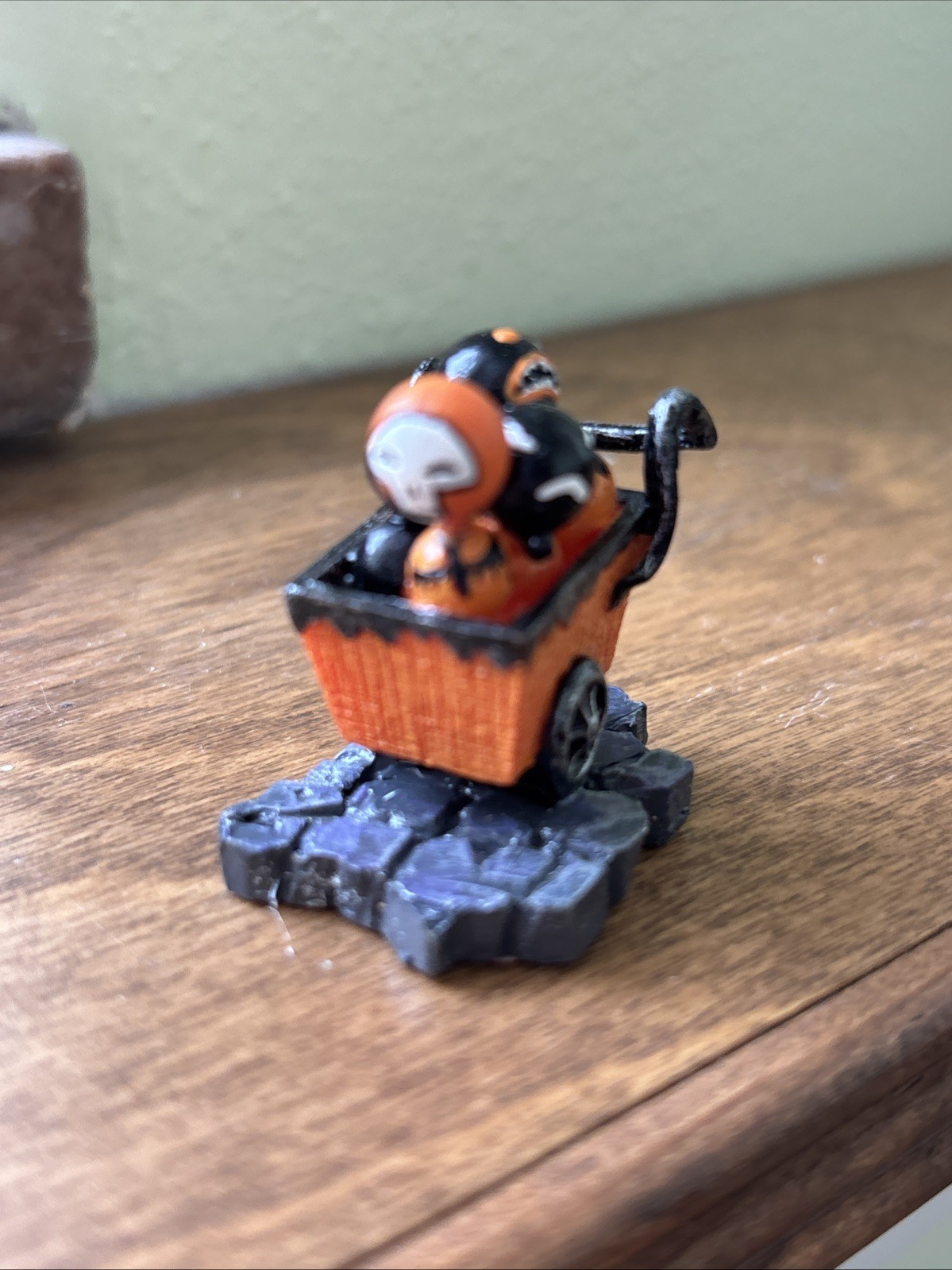 Picture 3 of 16