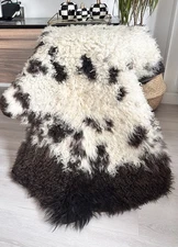 %100 Natural Sheepskin Rug, Natural Color,brown,white.