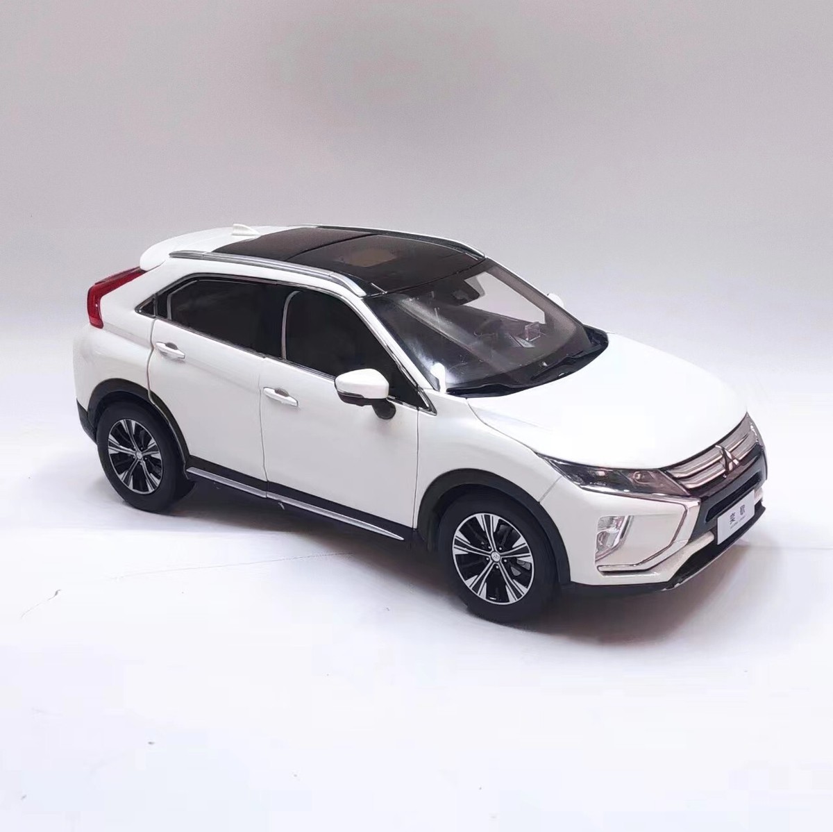 ekX ekwagon ECLIPSECROSS ミニカーセット Amazon | 1/64 三菱 新型ekクロス 新型ekワゴン ekX ディーラー