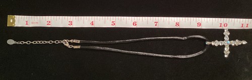 Rober Rose Cross Necklace - Picture 3 of 5
