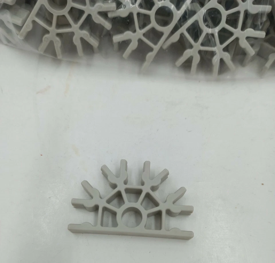 K'NEX SCREAMIN' SERPENT Roller Coaster Parts 62 Grey Connectors KNEX  - Image 3 of 4