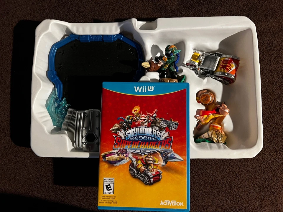 Nintendo Wii U Skylanders Superchargers Starter Pack (Damaged Box) - Image 3 of 4