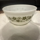 Pyrex Spring Blossom 402 (Crazy Daisy) Mixing Bowl white w green flowers 1.5 qt