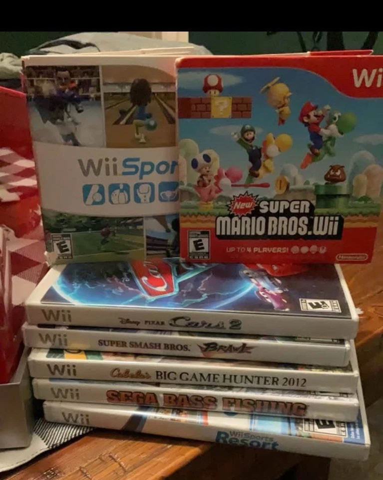 Nintendo Wii (RVL-001) Mario 25th Anniversary Edition -7 Game Bundle - Image 2 of 4