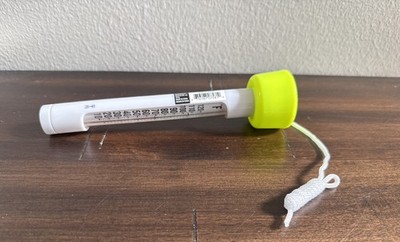 Mainstays Floating Analog Pool Thermometer In Neon, 2.2 x 1.8 x 7.3 