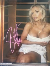 Scarlett Bordeaux  Autographed 8x10  WWE  NXT AAW Diva Sexy (Free Shipping)