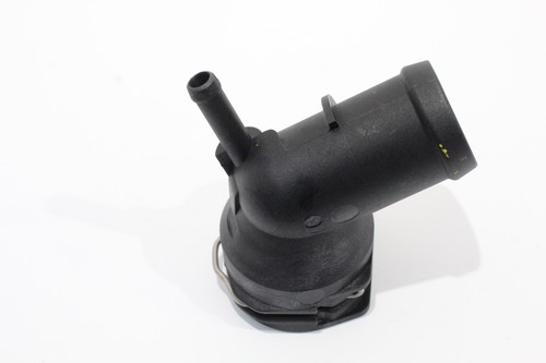 VW Passat 3G B8 1.6 2.0 TDi Upper Radiator Coolant Hose Pipe Connector Ne - Picture 7 of 13