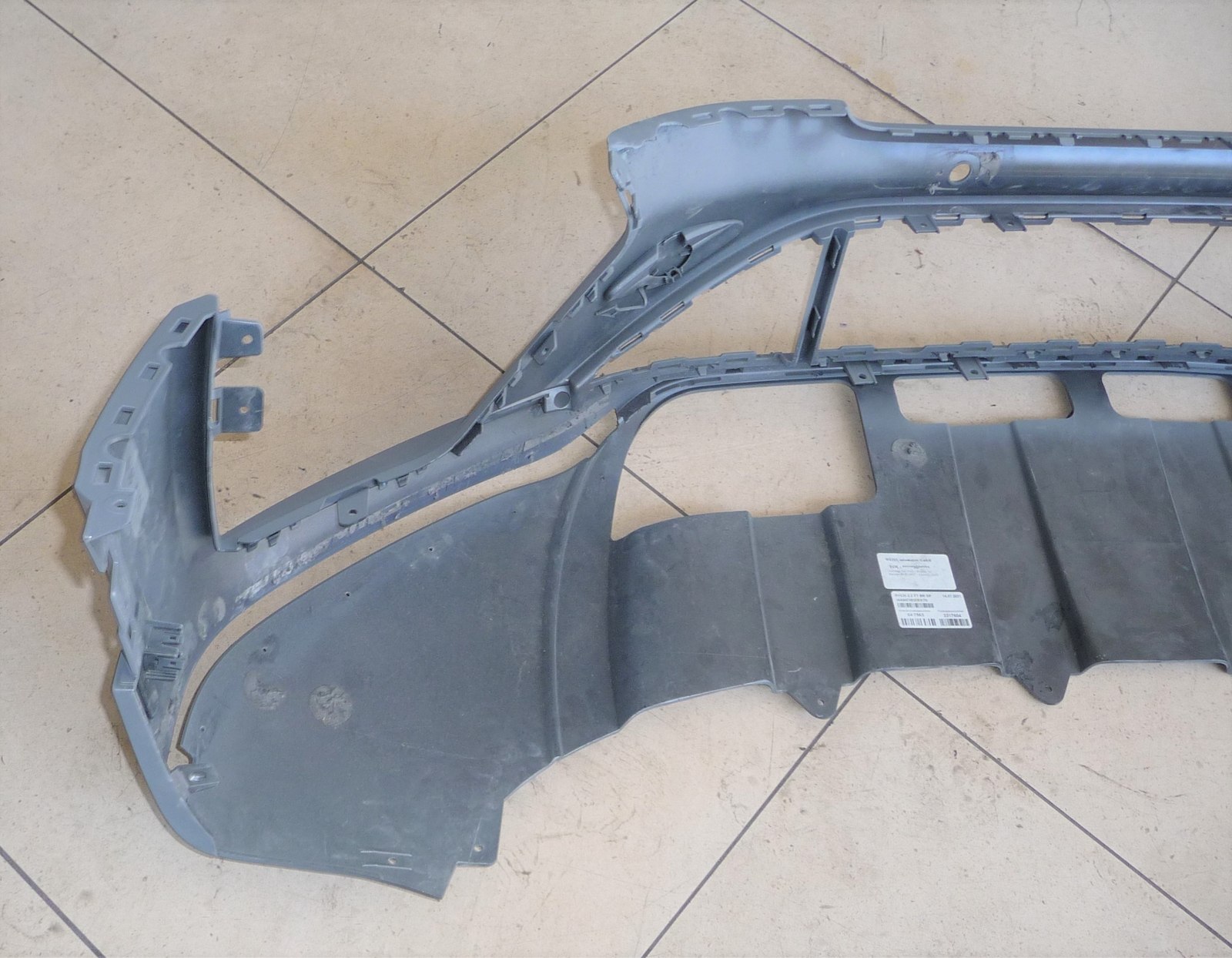 2021-2022 Bentley Bentayga Gen 2 BY636-2 Front Bumper Cover 36A807103 OEM