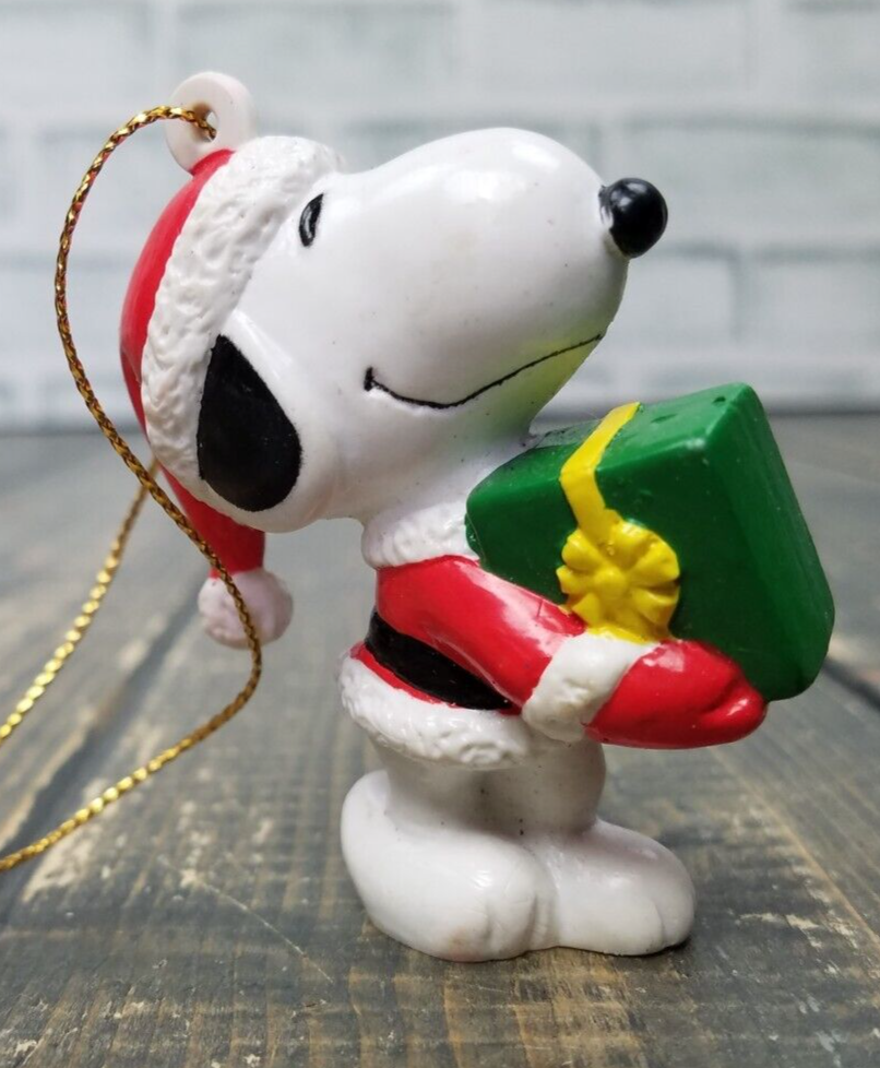 ヴィンテージ SNOOPY オーナメント Vintage Peanuts Santa Snoopy with Present 2.5