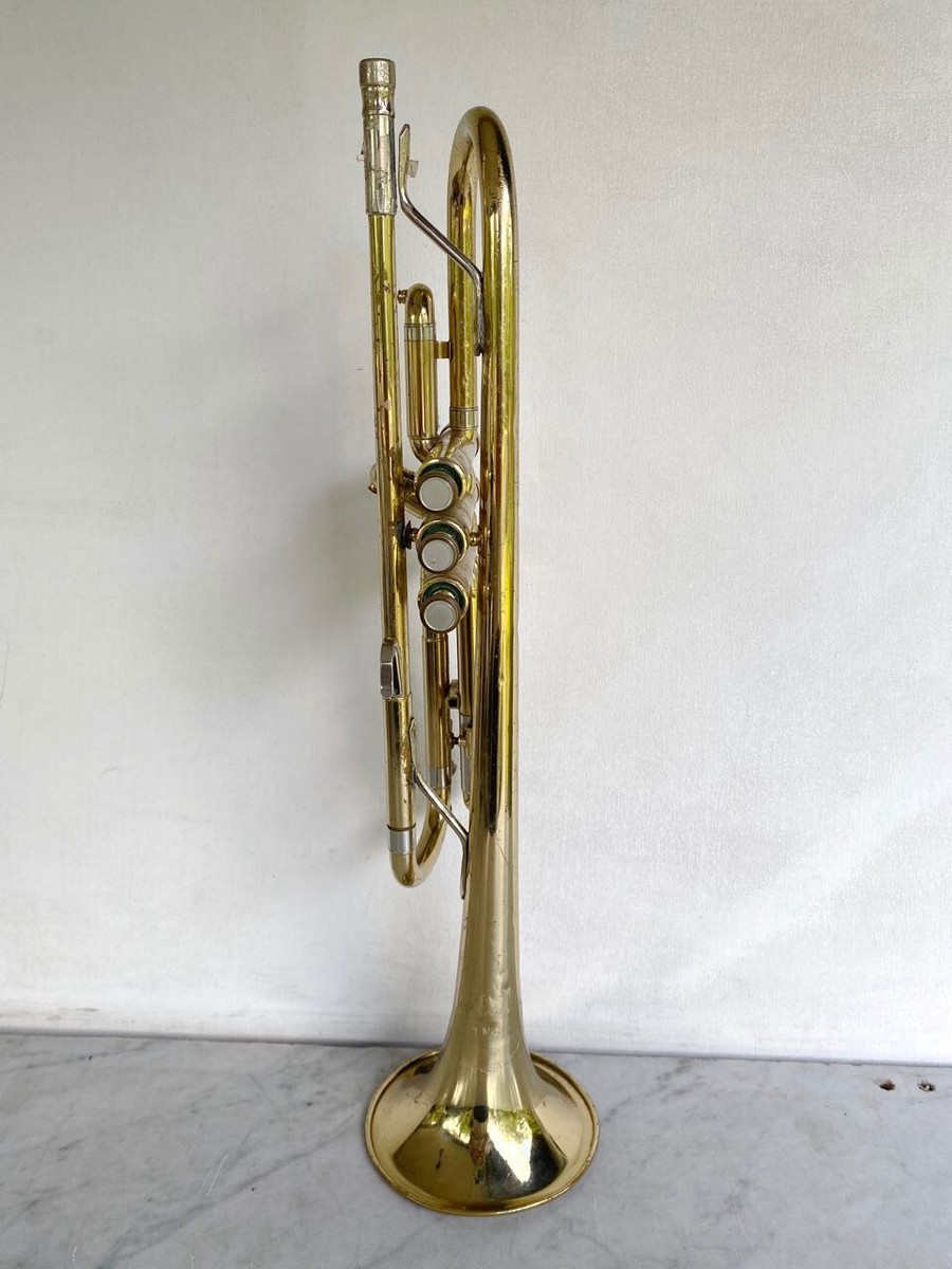 Antique FRANK HOLTON & CO. Collegiate Trumpet + Case. USA 1968 | eBay
